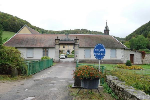 091-Grace-Dieu__Jura_-Gier-DSC_5757.JPG