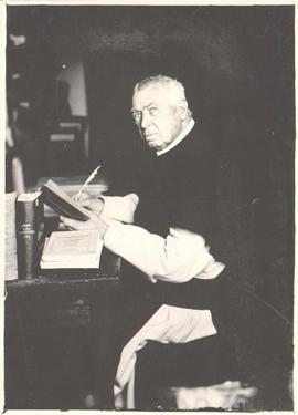 Mueller-Gregor-klein.jpg