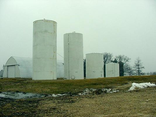 928-NewMelleray-OCSO-Fertilizer_Tanks_034.jpg