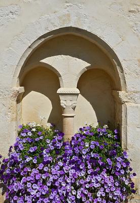 353-Charras-16_Abbaye_de_Grosbot_arcs_2013.jpg