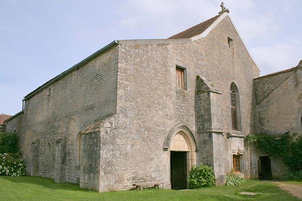 800px-Chatel-Gerard_Prieure_de_Vausse_.JPG