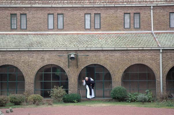 412-Azul-phOCSO-Campana chica claustro.JPG