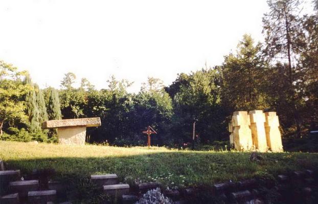 Ollig-Kismaros_Friedhof_U-8-03-4-20a_Ollig.jpg