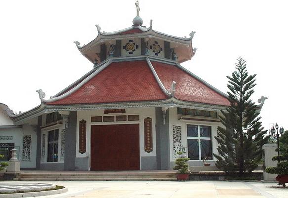 phuoc_son_kirche001-Tomann.jpg