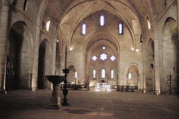 200-Pons_de_Leras_-Sanctuaire_et_nef.jpg