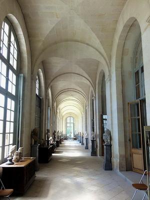 758-Pierre_Poschadel_-Fontaine-Chaalis__60___abbaye_de_Chaalis__musee_Jacquemart_Andre__rdc__grande_galerie_3.jpg