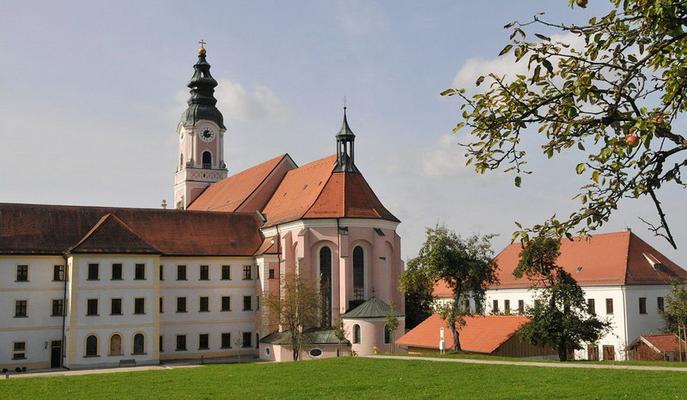 112-Aldersbach-CTHOE-Klosterkirche-aussen-3.JPG