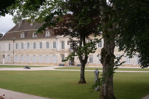 081-Nick-Auberive_Chateau.jpg