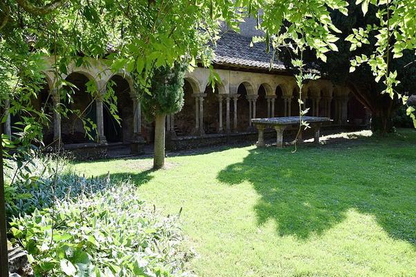 351-Tournasol7-Abbaye_Sainte-Marie_de_Villelongue046.JPG