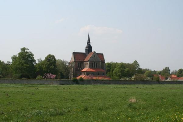 Silke_Sohler_-800px-G26-d-Riddagshause-ZistersienserKloster.jpg