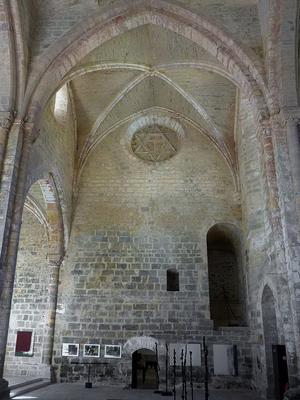 202-Chris06-Interior_of_Abbaye_de_Beaulieu-en-Rouergue__18_.jpg
