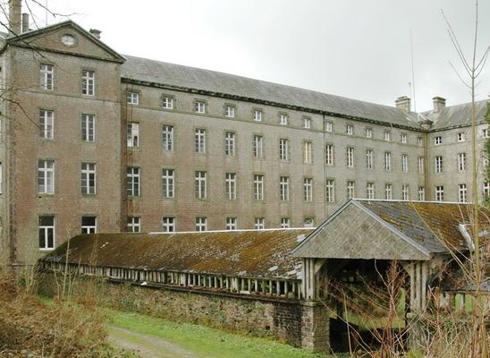 084-Alan_Hughes_-France_Mortain_Abbaye_Blanche_bordercropped.jpg