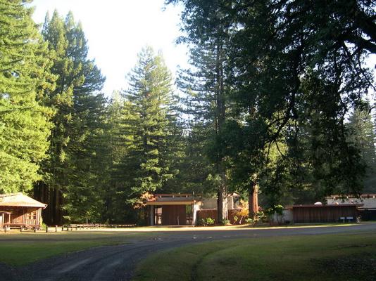 125-Redwoods-OCSO-entrance_of_the_monastery.JPG