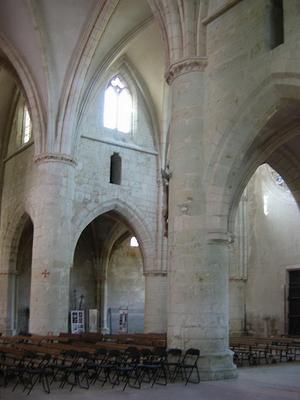083-HenriDavel-AbbayeLaChaladeInterieur.jpg