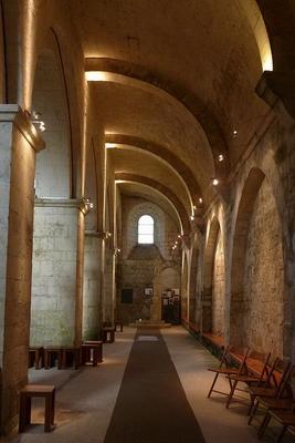 092-Reinhardhauke-Leoncel_Abbey_150382.JPG