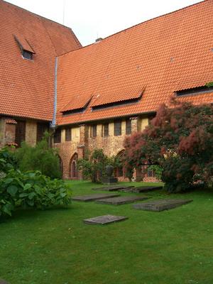 Moehring-Isenhagen-Innenhof_-_013.jpg