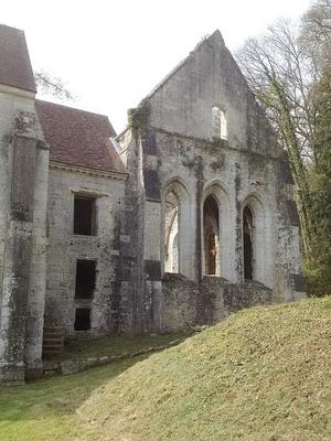 205-Giogo_Vue_chevet_abbatiale_Fontaine-Guerard.JPG