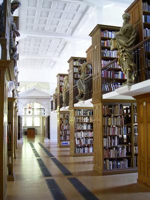 302-Marienstatt-Bibliothek_nach_Westen.jpg