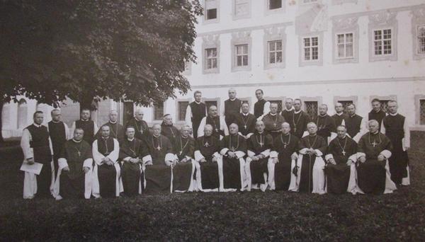 Generalkapitel-OCist-1910-2-kl.jpg