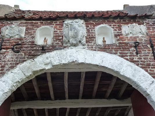 152-1024px-Clairmarais__Pas-de-Calais__Fr__Ancienne_abbaye_cistercienne_PA00108253__06_-Havang_nl_.JPG