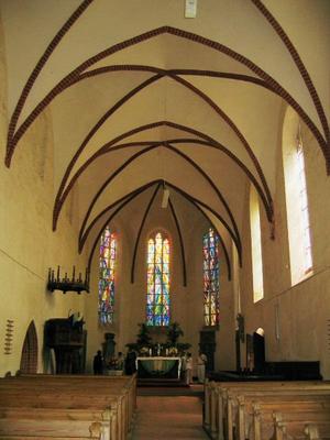 Gelbe_-_Kircheninneres_von_Heiligengrabe.jpg