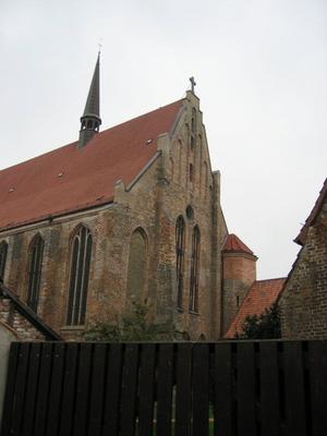 132-Gelbe_-_aw_Rostock_Heilig_Kreuz_Kloster_a_24.jpg