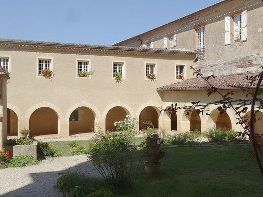 091-F123-Abbaye_de_Boulaur_1.jpg