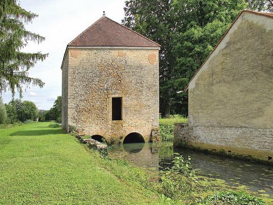 096-JGS25-Neuvelle-les-la-Charite__le_moulin_de_l_abbaye_sur_le_canal.jpg