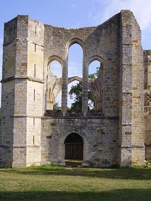 086-Remi_Mathis_-_Abbaye_Notre-Dame_du_Lys_front.jpg