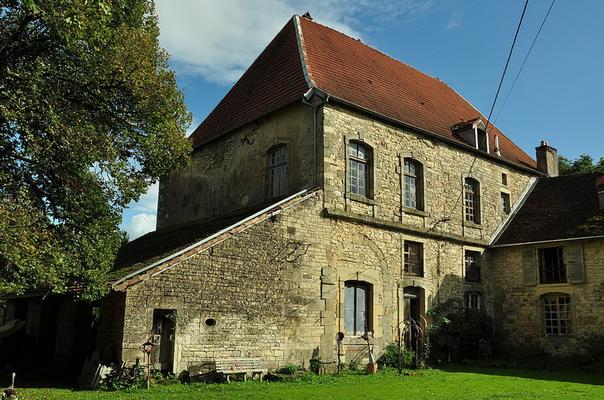 080-Remi_Mathis-Abbaye_Notre-Dame_de_Bithaine_-_exterieur.jpg
