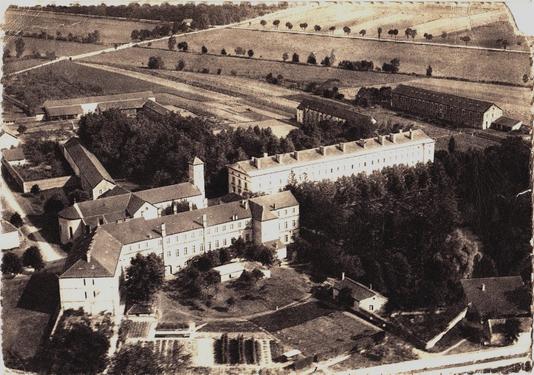 Citeaux-CG-Batiments-nach-1898-kl.jpg