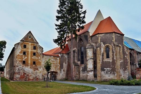 81-Oslavany_klaster_1-VitVit.jpg