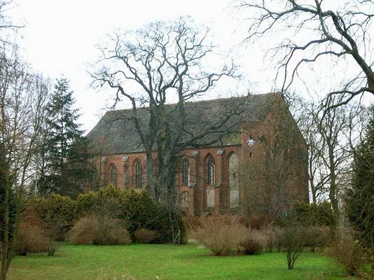 112-20-800px-Klosterkirche-Wanzka-Botaurus-16-12-2007-142a.jpg