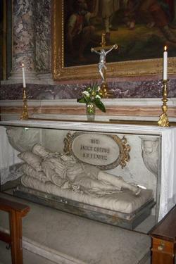 Labre-Grab-Madonna-dei-Monti-kl.jpg