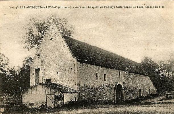 083-Henry_Guillier_-_Private_post-card_collection-Les_Artigues-de-Lussac_-_abbaye_de_Faize_2.jpg