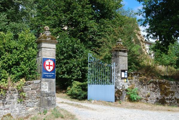 080-palais-noetre-dame-Gier-DSC_1151.JPG