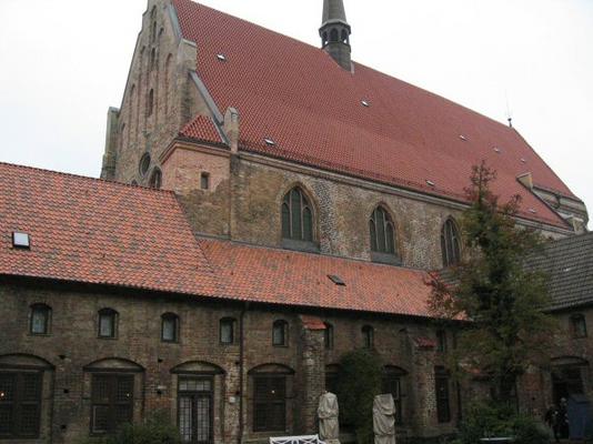 352-Gelbe_-_ba_Rostock_Heilig_Kreuz_Kloster_a_54.jpg