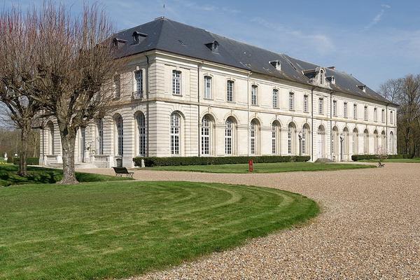 751-Marie-Lan_Nguyen_-Chateau_de_Chaalis_2017-03-25_n01.jpg