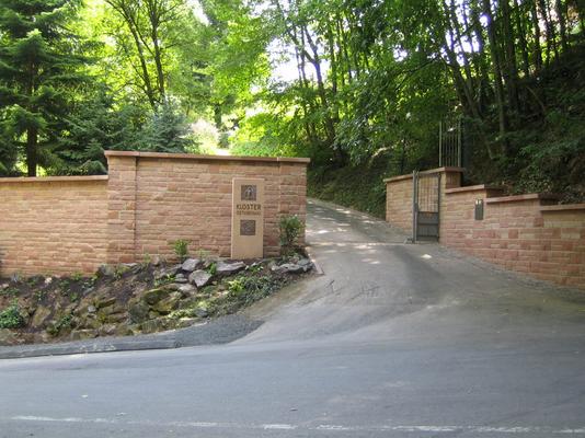 121-Donnersberg-OCSO-Entrance.JPG