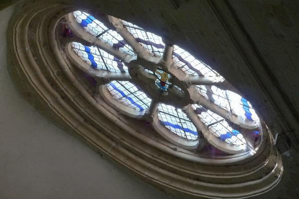 277-GFreihalter-1024px-La_Benisson-Dieu_church_rose_window435.JPG