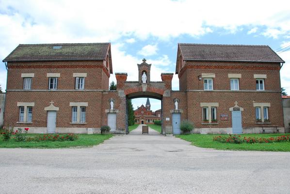 085-Dombes__les_-_Gier-DSC_7885.JPG