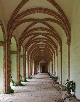350-MathieuMD-Abbaye_de_Boulbonne_-_Cloitre_-_2016-09-18_-_02.jpg