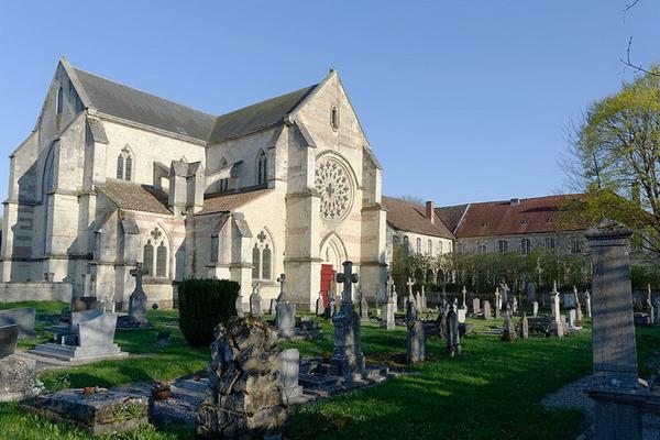082-BS6870-Abbaye_de_Lachalade.jpg