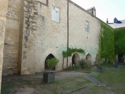 350-Chris06-Chapter_House__Abbaye_de_Beaulieu-en-Rouergue___18_.jpg
