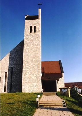 Ollig-Kirche_Kismaros__U-8-03-3-20_Ollig.jpg