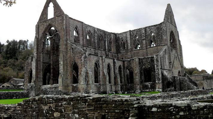 Tintern-Bauernschmidt-Wales 212.jpg