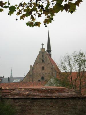 122-Gelbe_-_ae_Rostock_Heilig_Kreuz_Kloster_a_4.jpg