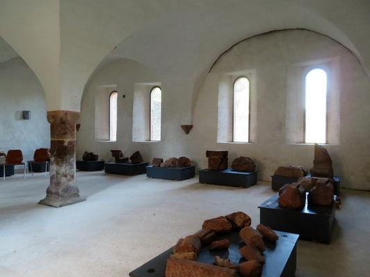 405-5_Das_Kapitelhaus_Erdgeschoss__5_-Benndorf.JPG